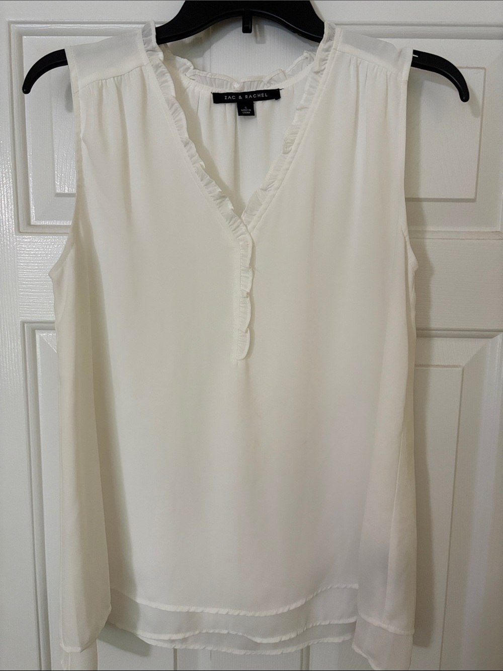 Zac & Rachel Cream Ruffle-Trim Sleeveless V-Neck Camisole